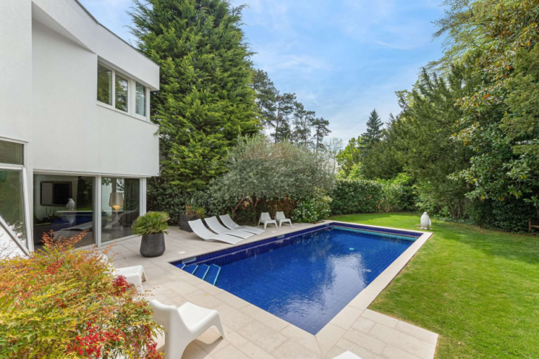 Magnificent architect villa with swimming pool