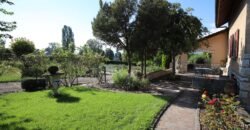 Lake view and exceptional place, house with 9 rooms and land of 3600m2