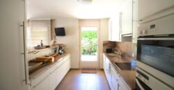 MAGNIFICENT TOWNHOUSE WITH GARDEN