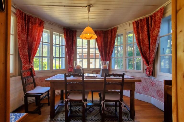 Charming chalet at the foot of the slopes