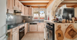 Charming detached house with swimming pool