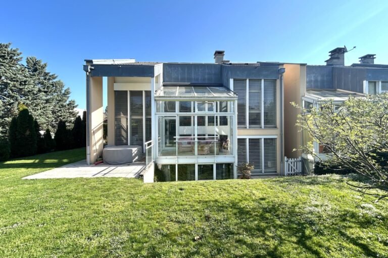 Charming 4-bedroom villa in a quiet location