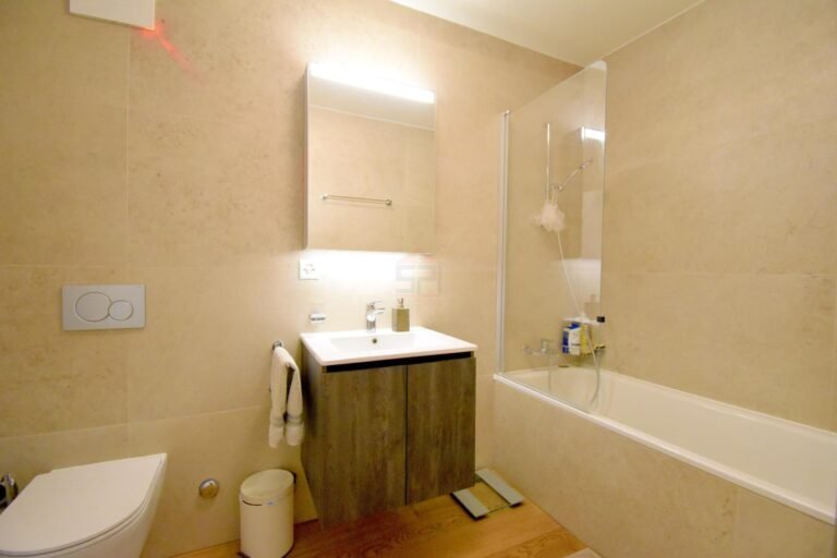 90 m² duplex apartment with unobstructed view