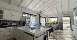 Magnificent character house with swimming pool