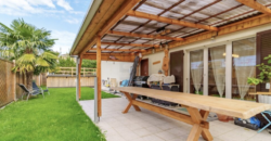Charming detached house with swimming pool