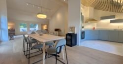 Magnificent duplex apartment in a quiet location close to amenities