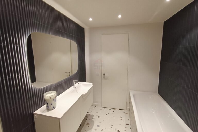 Magnificent duplex apartment in a quiet location close to amenities