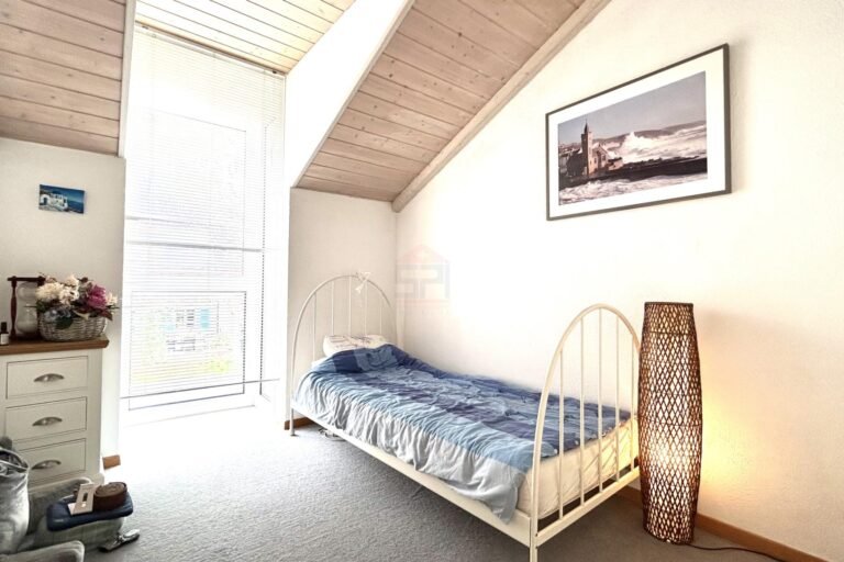 Charming 4-bedroom villa in a quiet location