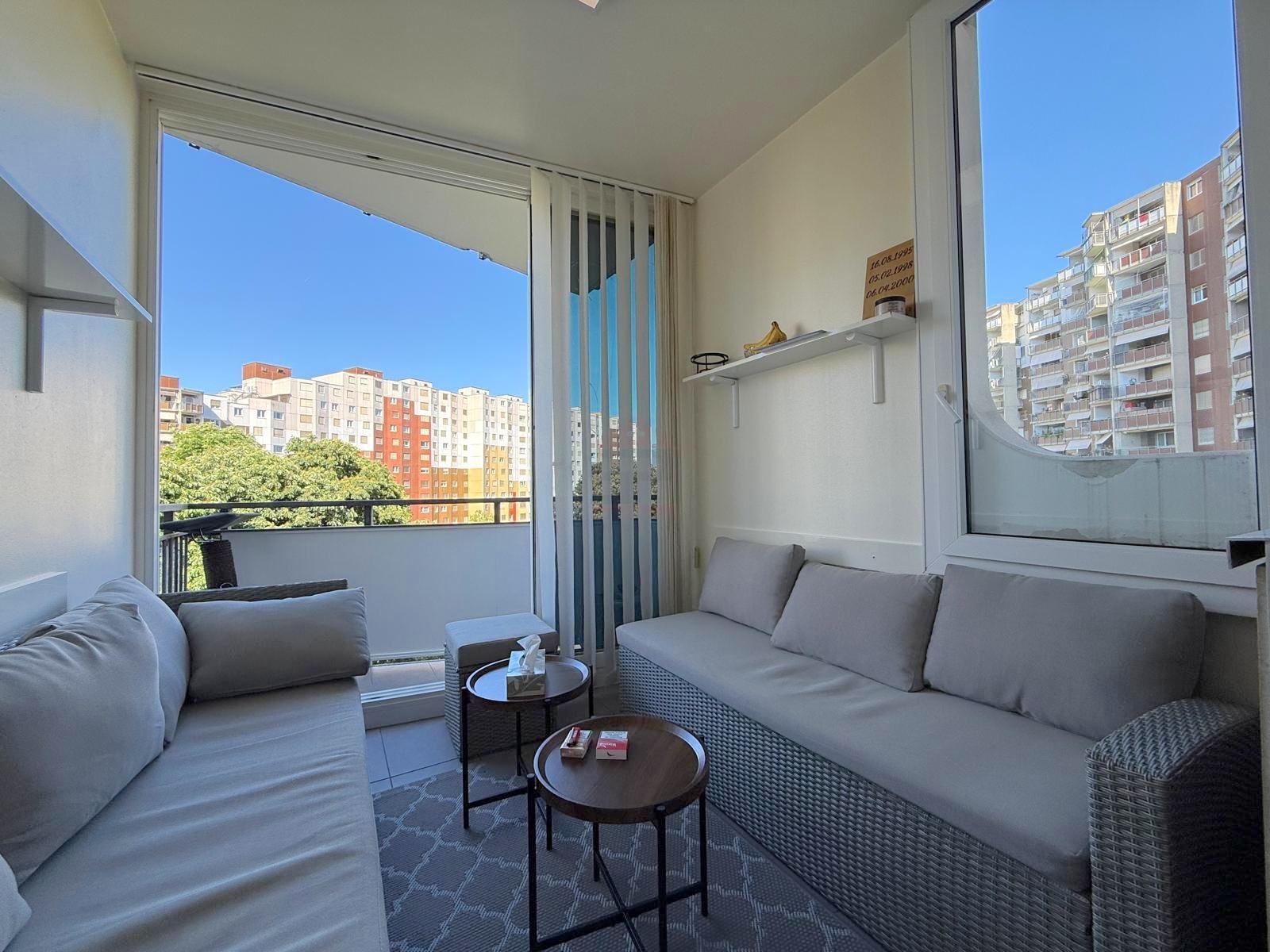 Magnifique Appartement traversant de 6.5 pièces entièrement rénové