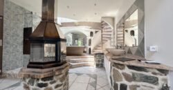 Magnificent character house with swimming pool