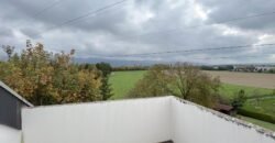 3 room penthouse of 91m2 PPE in a quiet area with open views 3 room penthouse of 91m2 PPE in a quiet area with open views