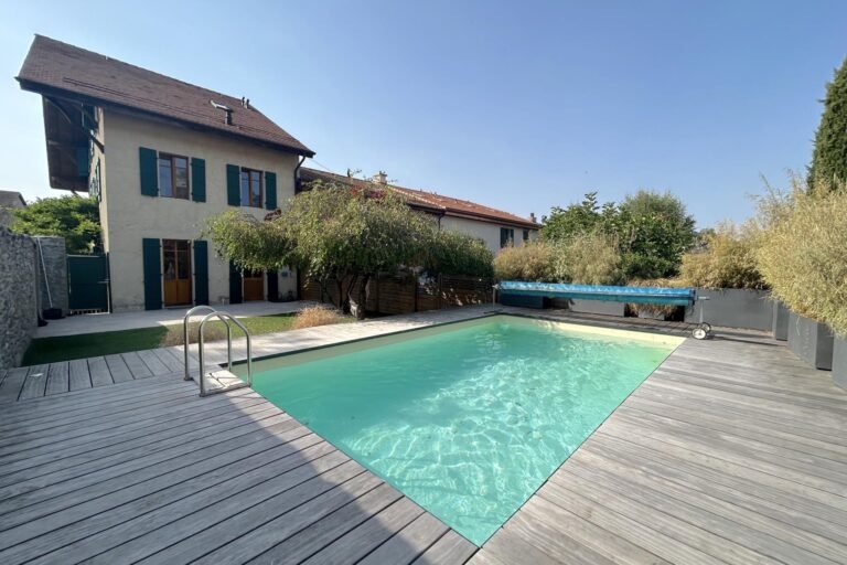 Magnifique maison villageoise avec piscine